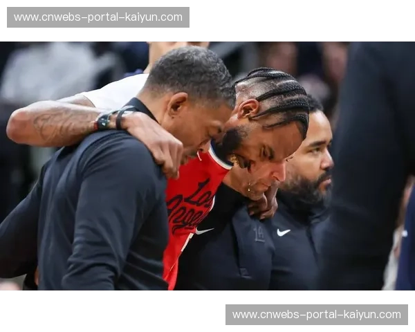 快船三分28中6,泰伦·卢称“必须稳住局面” 快船三分28中6,泰伦·卢称“必须稳住局面”